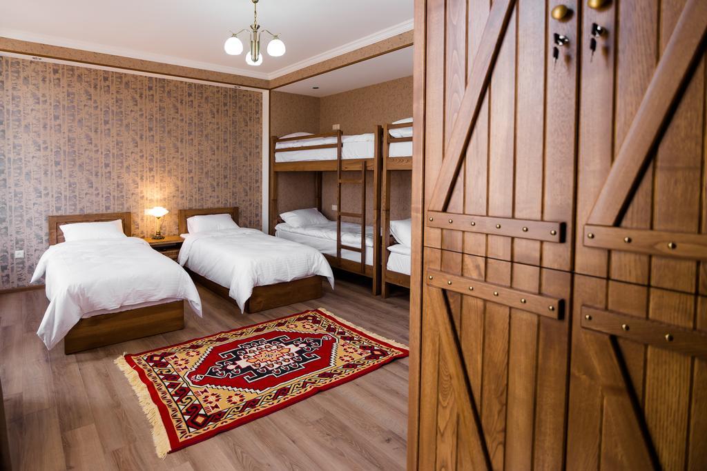 Metekhi'S Galavani Hotel Tbilisi Quarto foto